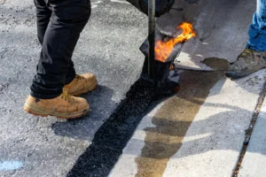 pavimentação-asfáltica-de-alta-resistência-o-papel-do-CBUQ-na-durabilidade-de-vias-urbanas-e-rodovias-fauze-youssef-skaff