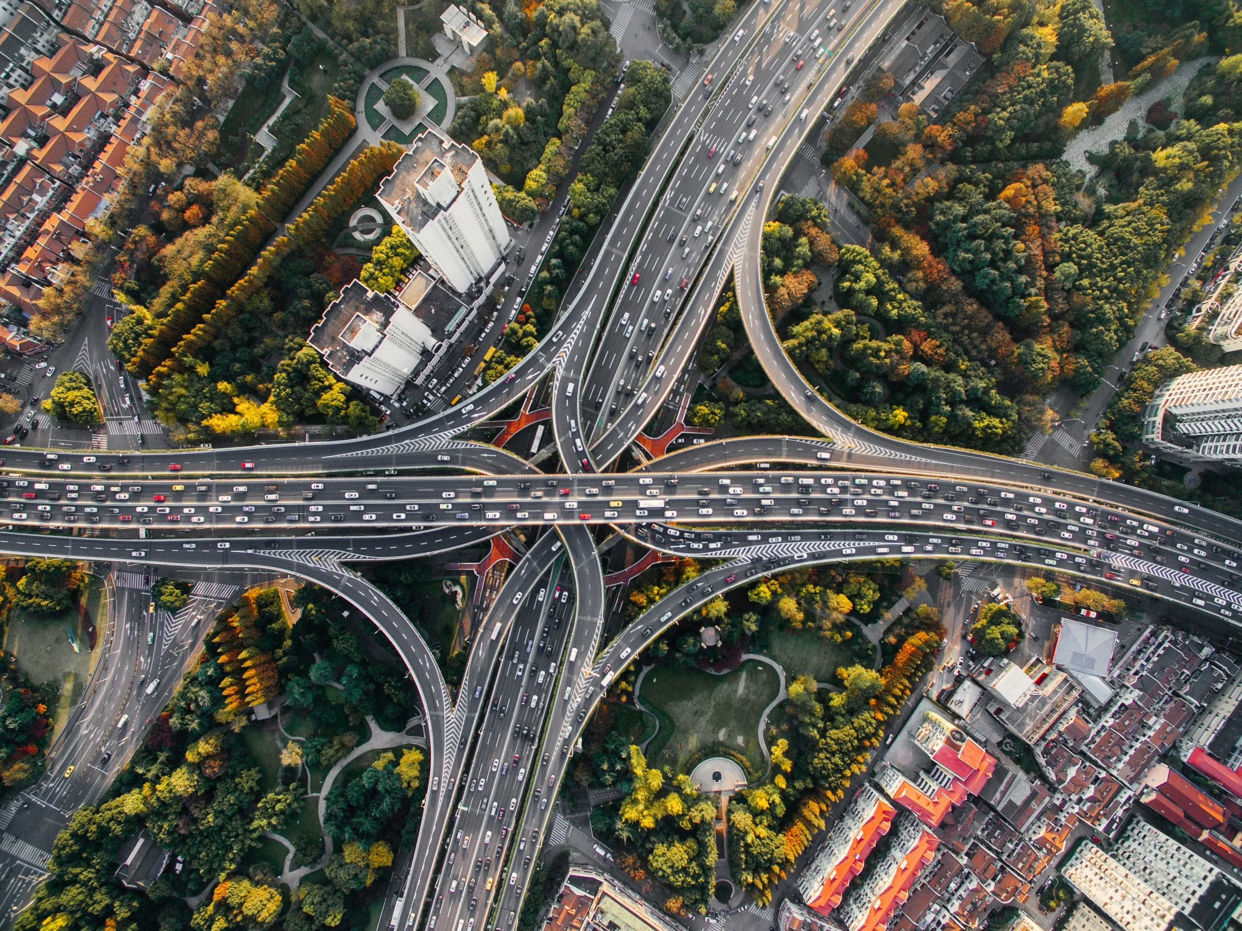 a-relação-entre-infraestrutura-urbanização-e-desenvolvimento-econômico-fauze-youssef-skaff